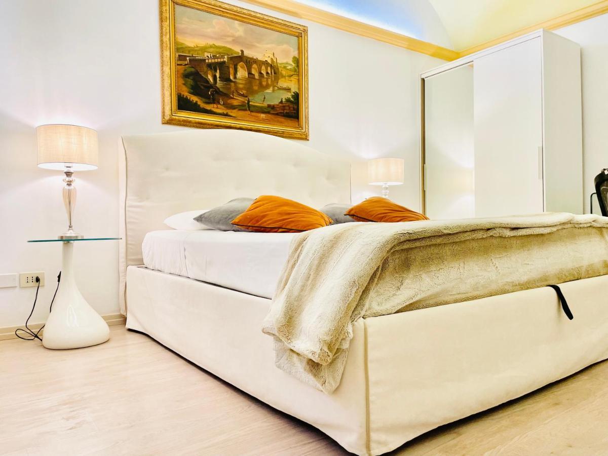Colosseum-Apartments Rome Bagian luar foto