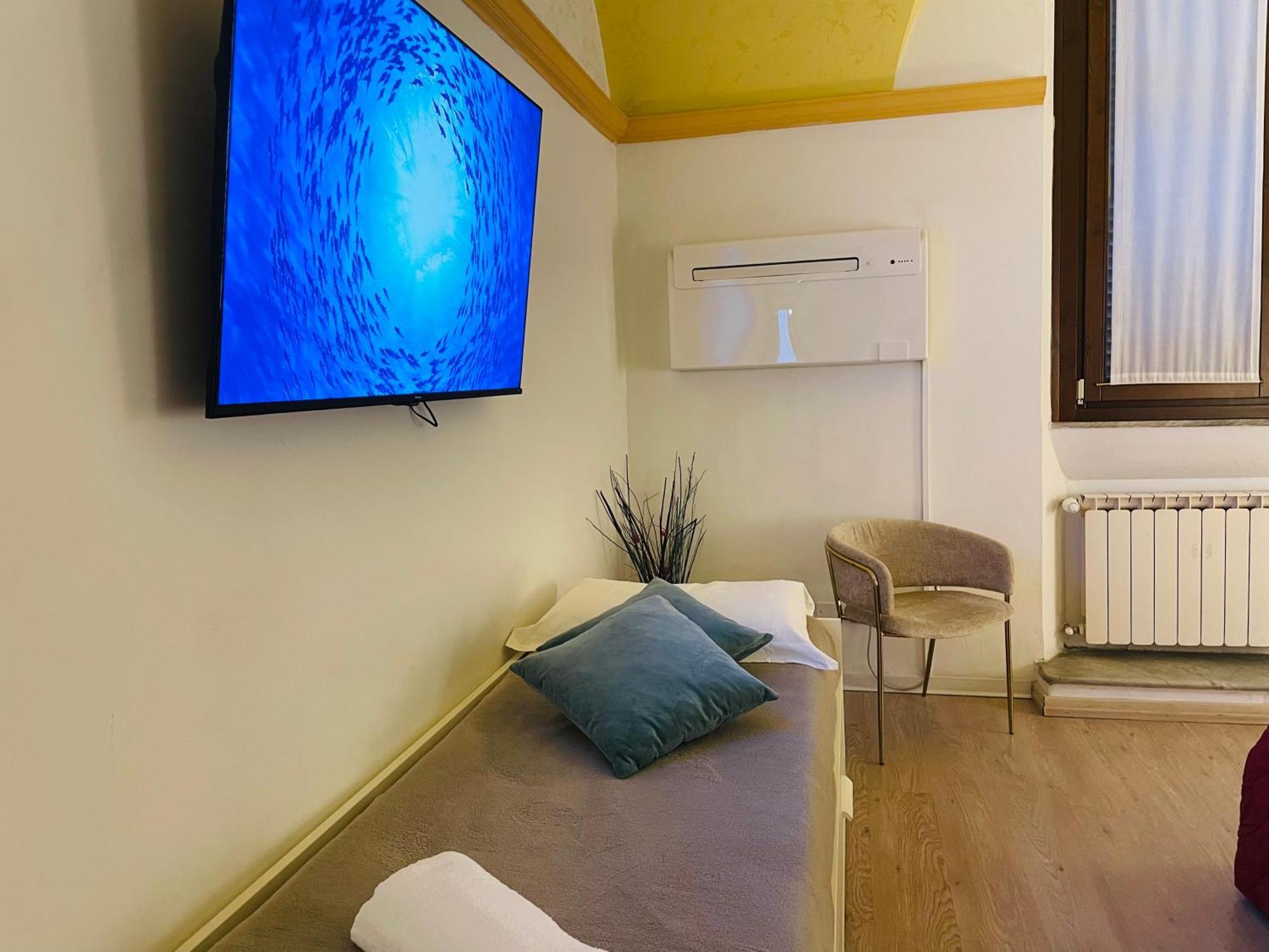 Colosseum-Apartments Rome Bagian luar foto