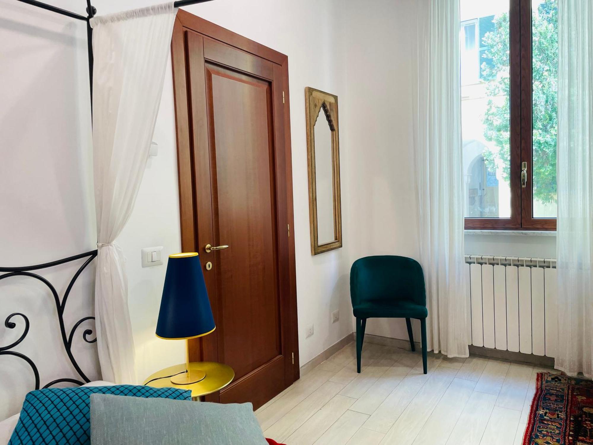 Colosseum-Apartments Rome Bagian luar foto