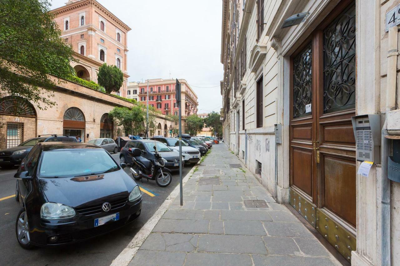 Colosseum-Apartments Rome Bagian luar foto